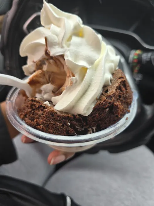 Fran-Ceil Custard Picture 2