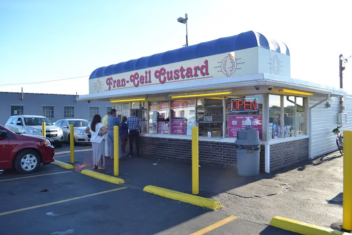 Fran-Ceil Custard Picture 6