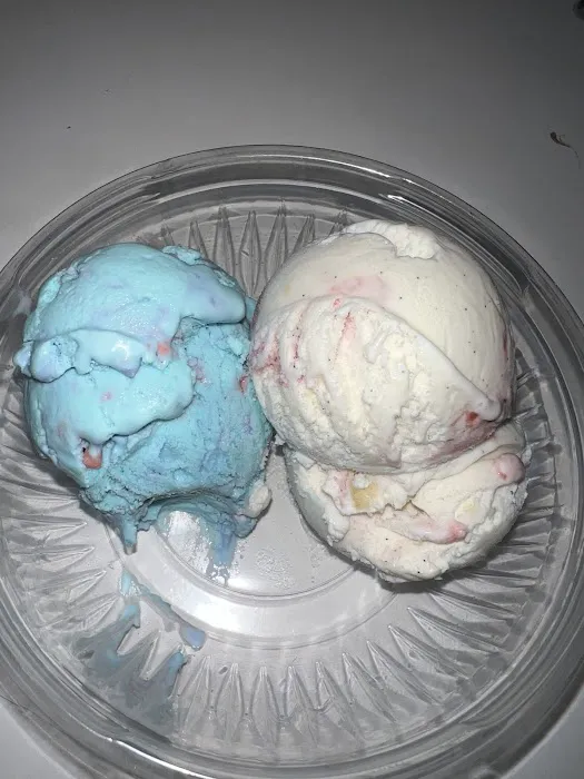 Lic's Deli & Ice Cream Picture 8