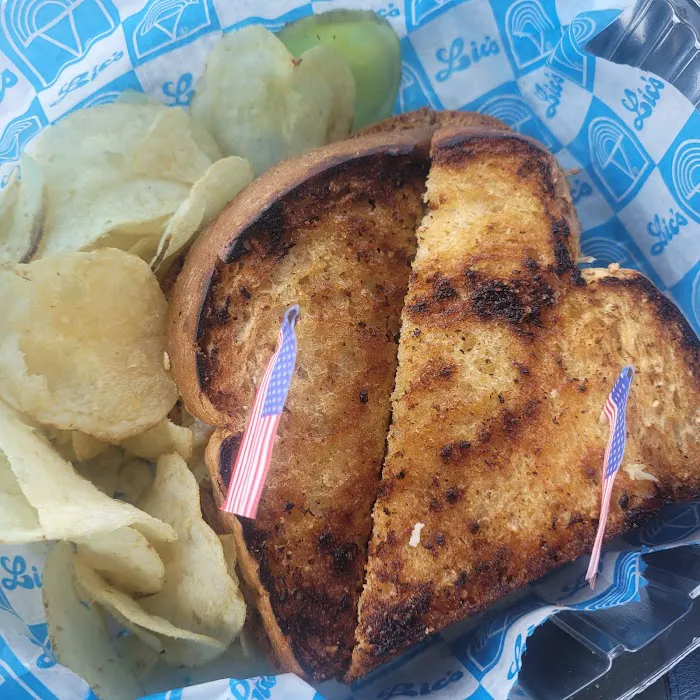Lic's Deli & Ice Cream Picture 3