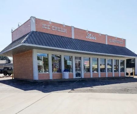 Lic's Deli & Ice Cream