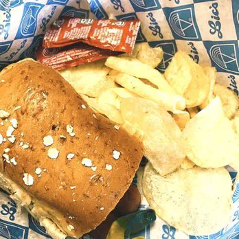 Lic's Deli & Ice Cream Picture 8