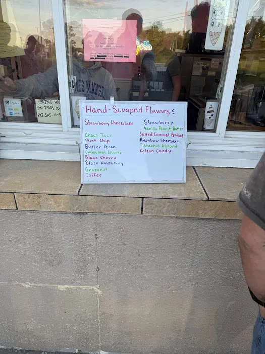 A&L Scoops and Swirls Picture 1