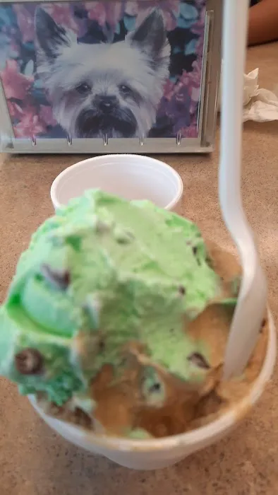 Potomac Street Creamery Picture 5