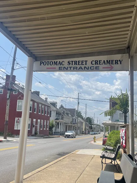 Potomac Street Creamery Picture 6