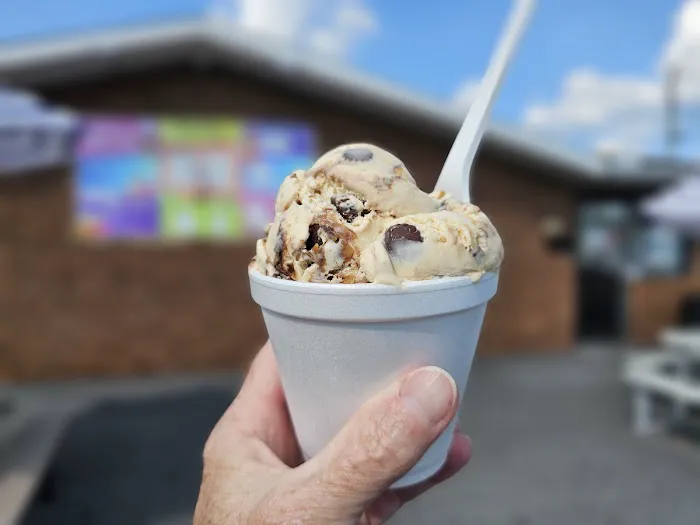 Annie's Ice Cream & Donuts Picture 8