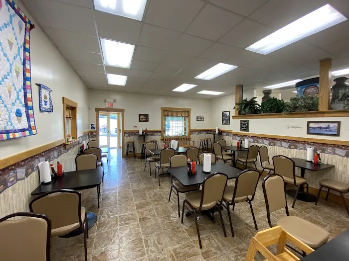 Windy Knoll Farm Market & Creamery Picture 3