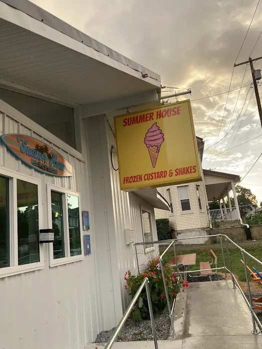 Summer House Ice Cream & Deli Picture 1