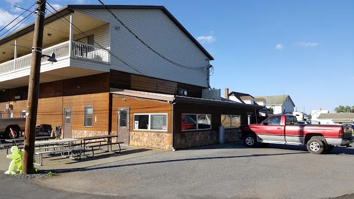 Mac Barney's Restaurant Picture 3