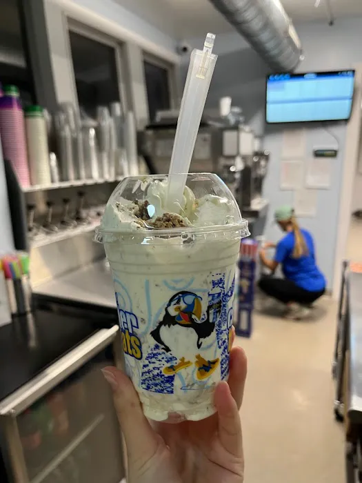Lou Lou's Custard Delight Picture 1