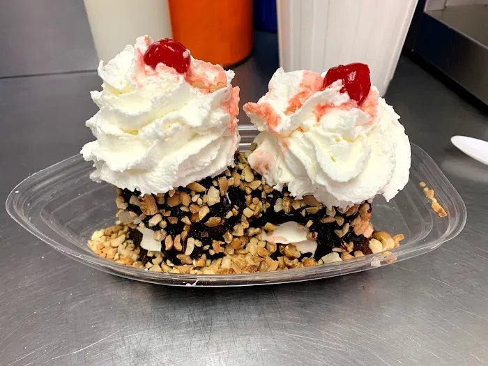 Pam's Custard Corner Picture 2