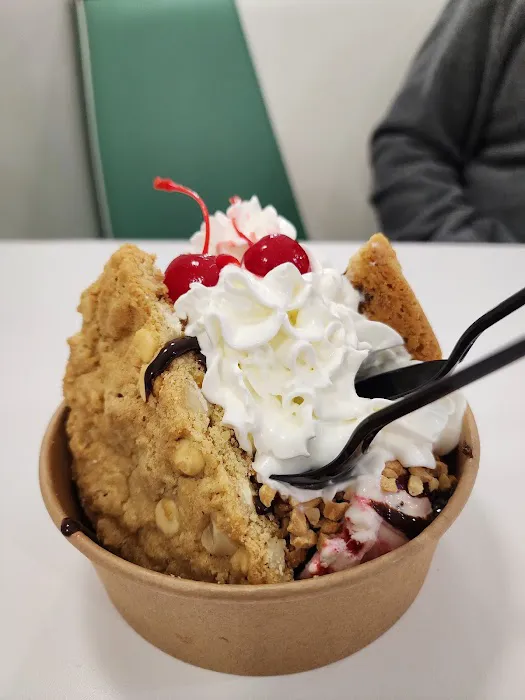 Cookies & Cream Picture 1