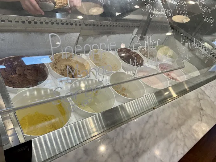 Rosie's Handcrafted Ice Cream Picture 6