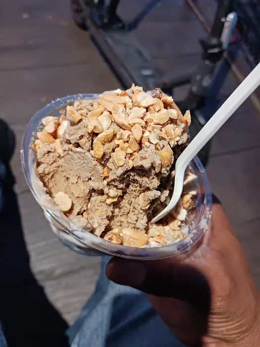 Great Lakes Station Ice Cream - 
