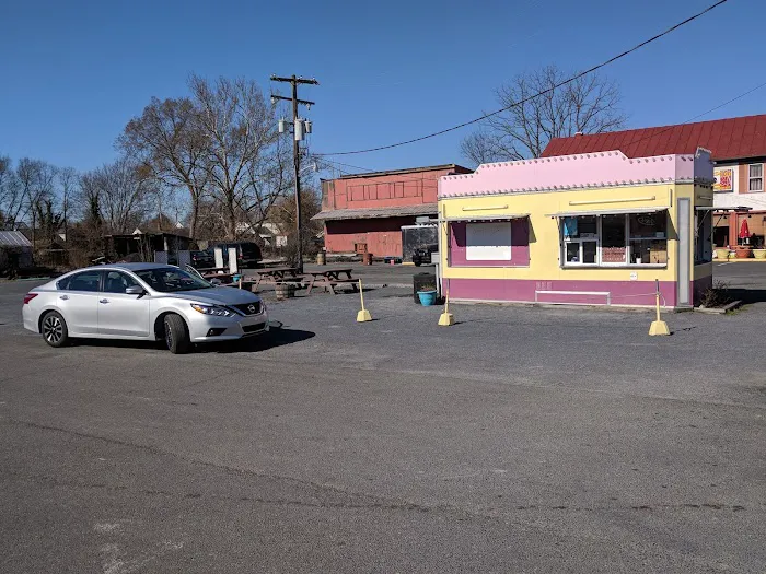 Ice Cream Depot Picture 5