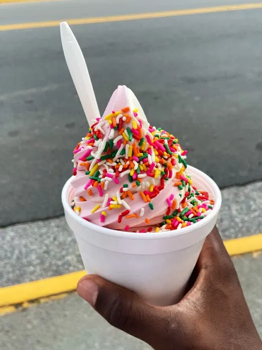 Gruto's Soft Serve Picture 1