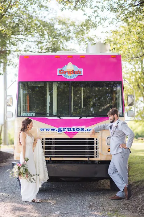 Gruto's Soft Serve Picture 10