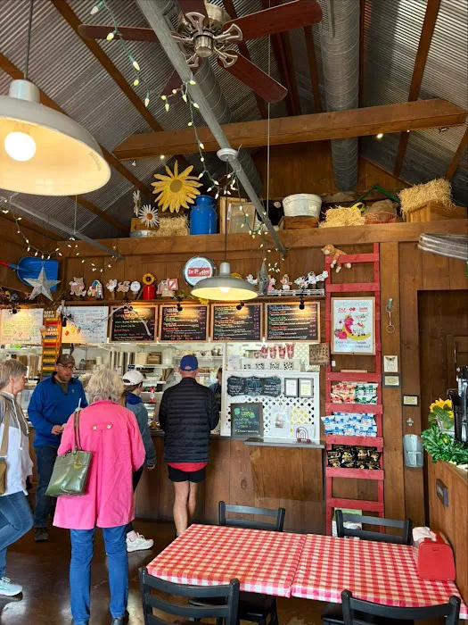 Little Red Barn Ice Cream Cafe Picture 2