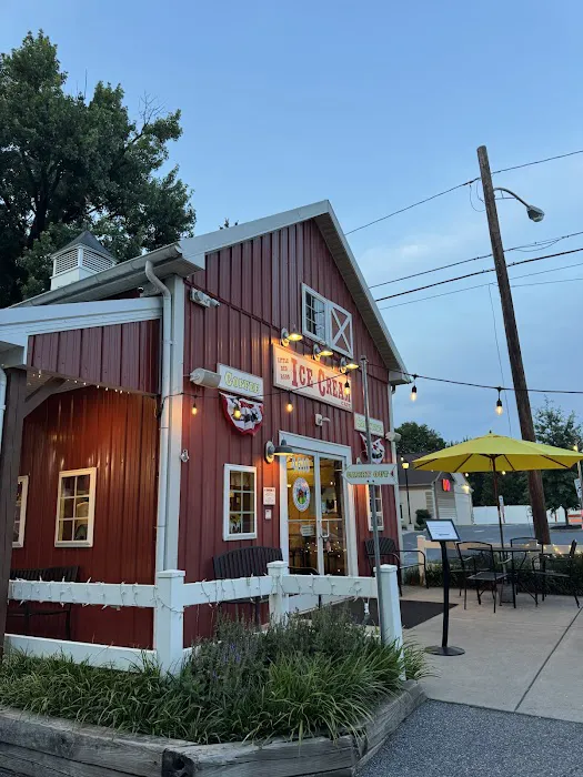 Little Red Barn Ice Cream Cafe Picture 9
