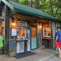 The Bog Shack Snowball Stand ico
