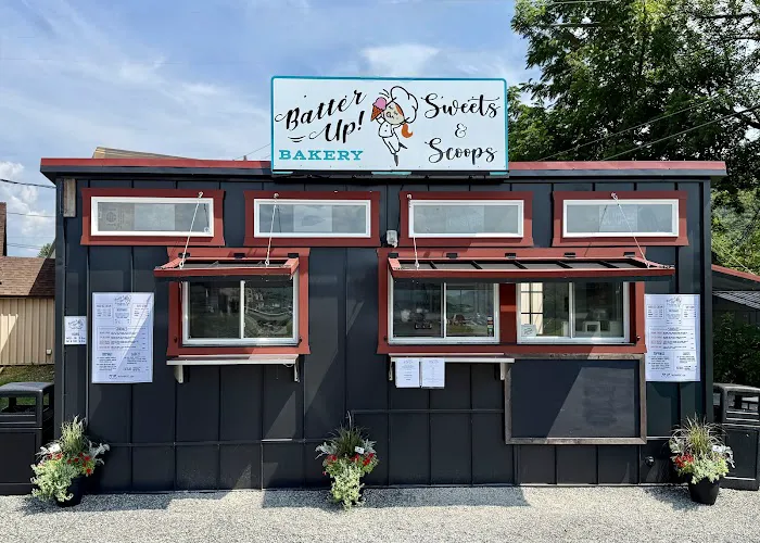 Batter Up Bakery Sweets & Scoops Picture 1
