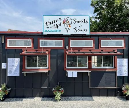 Batter Up Bakery Sweets & Scoops