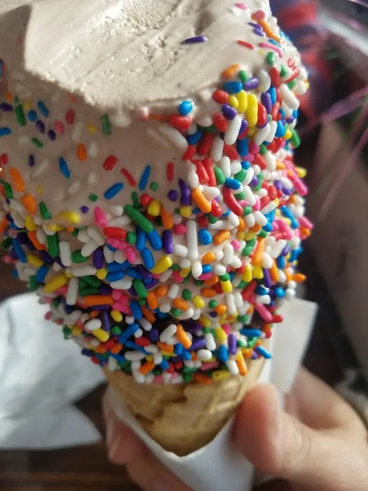 Becky's Soft-Serve Picture 6