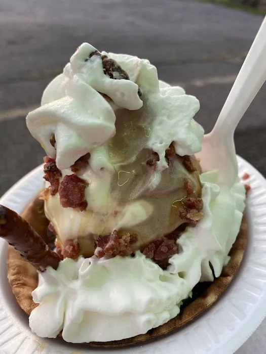Becky's Soft-Serve Picture 4