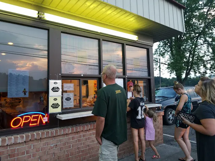 Becky's Soft-Serve Picture 2