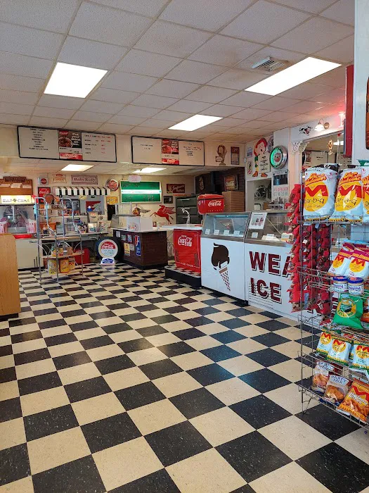 Weaver's Ice Cream & Pizza Picture 1