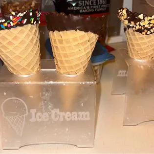 Jo Jo's Scoops and Sprinkles Picture 8
