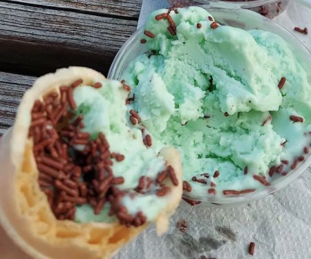 Frosty's Ice Cream