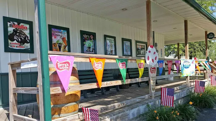 Green Acres Ice Cream Picture 4