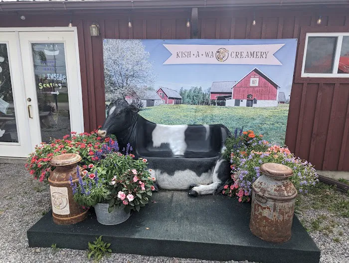 Kish-a-wa Creamery and Lulu's Coffeehouse Picture 3