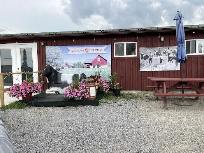 Kish-a-wa Creamery and Lulu's Coffeehouse Picture 9