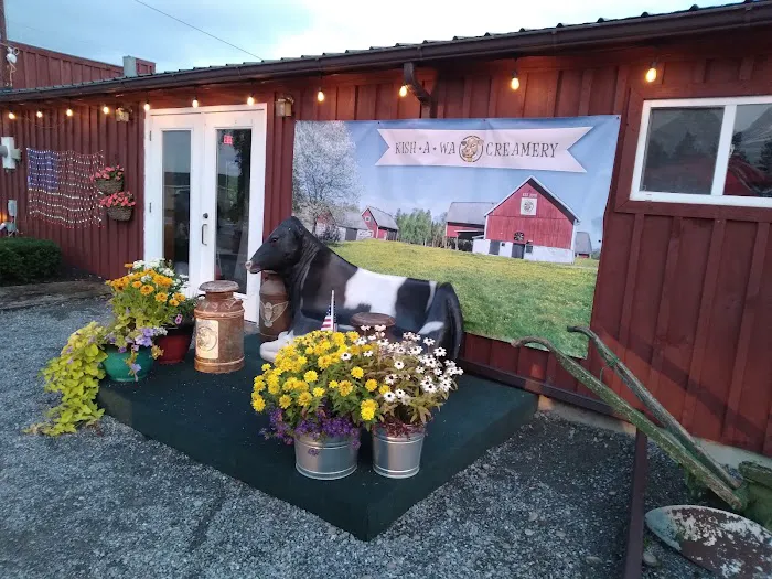 Kish-a-wa Creamery and Lulu's Coffeehouse Picture 7