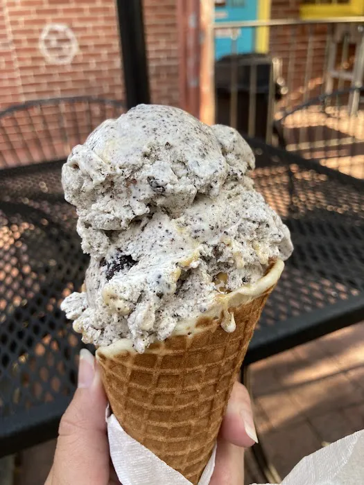 Frederick Fudge & Ice Cream Co Picture 2
