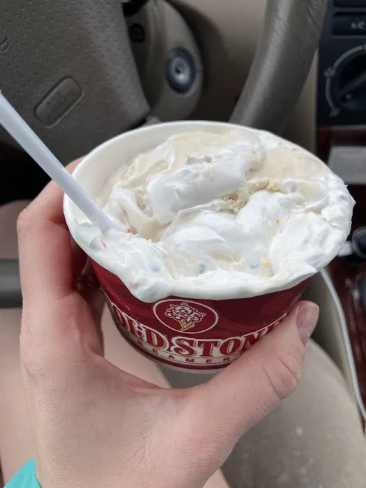 Cold Stone Creamery Picture 8