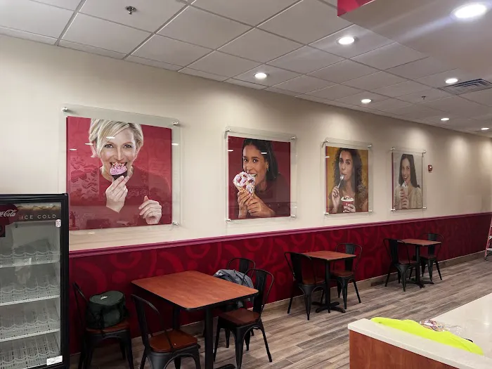 Cold Stone Creamery Picture 7