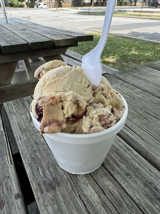 Massey's Frozen Custard Picture 6