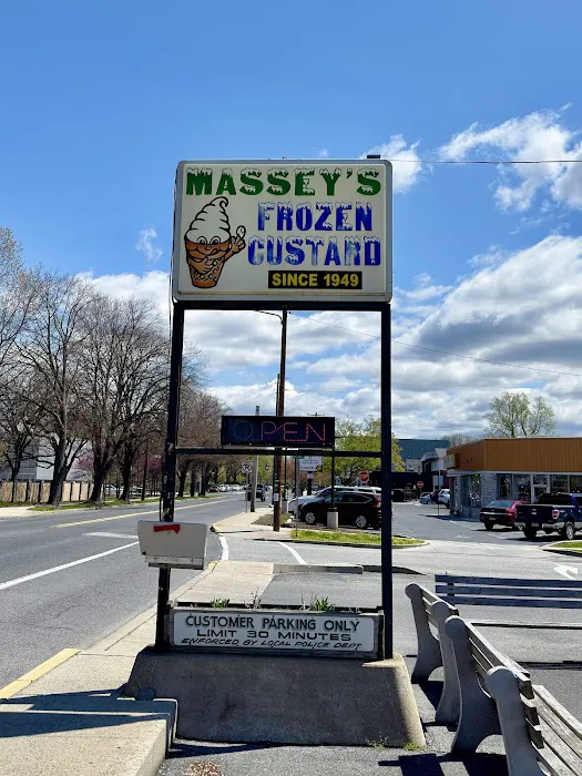 Massey's Frozen Custard Picture 7