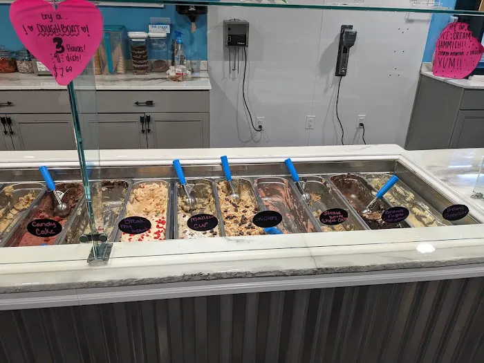 Dough & Arrows Carlisle Edible Cookie Dough & Ice Cream Picture 1