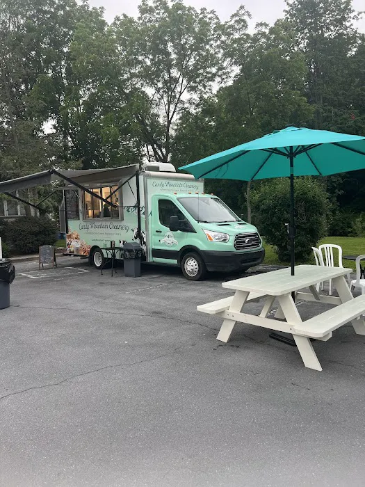 Candy Mountain Creamery Truck Picture 4