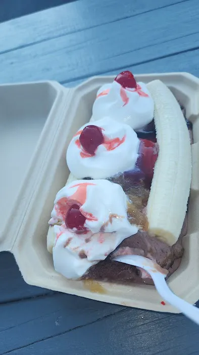 Candy Mountain Creamery Picture 2