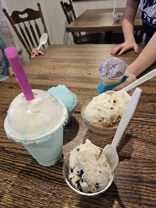 Candy Mountain Creamery Picture 10