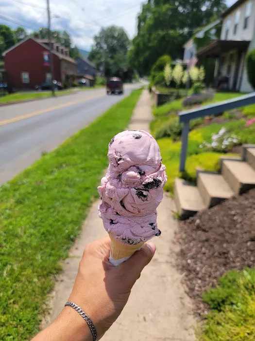 3B Ice Cream (Duncannon) Picture 2