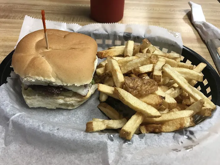 Maurer's Dairy & Ice Cream Shoppe Picture 5