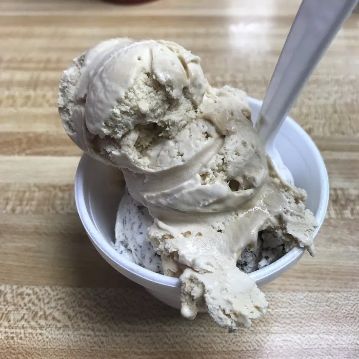 Maurer's Dairy & Ice Cream Shoppe Picture 10