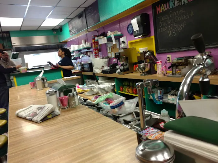 Maurer's Dairy & Ice Cream Shoppe Picture 9
