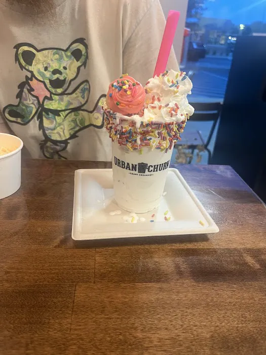 Urban Churn - Desserts and Craft Ice Cream. Picture 6